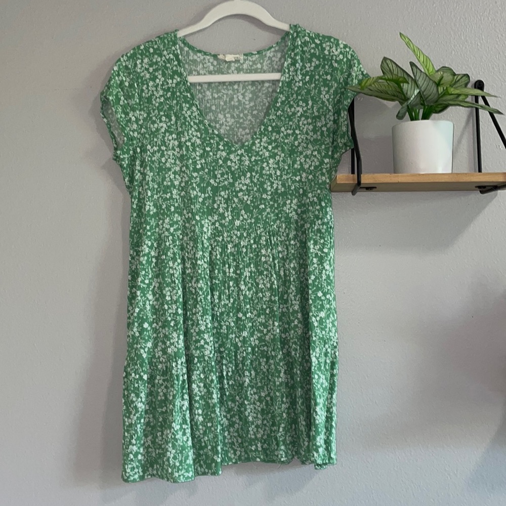 Babydoll green floral print short sleeve dress